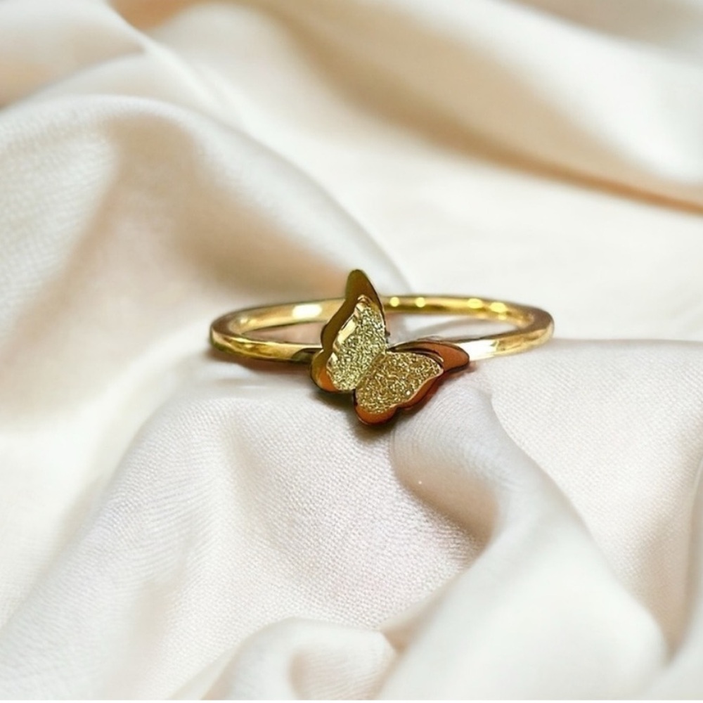 18K Gold Butterfly Ring Size 7.5 (Gold Plated)